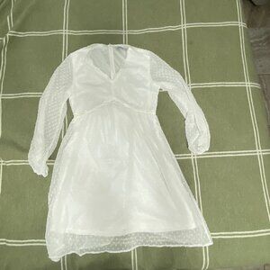 Jasambac White Long Sleeve Dress